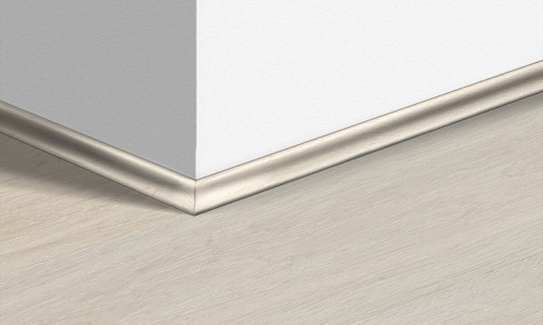 Quick-Step - Плинтус виниловый Quick-Step Vinyl Скоция 17х17 мм Дуб морской светлый 40079 Плинтус виниловый Quick-Step Vinyl Скоция 17х17 мм Дуб морской светлый 40079