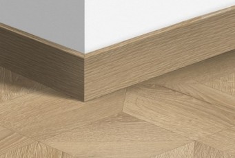Плинтус ламинированный Quick-Step Паркетный 77х14 мм Дуб песочный брашированный 4142