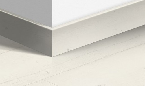 Плинтус ламинированный Quick-Step Паркетный 77х14 мм Дуб белый крашеный 4753