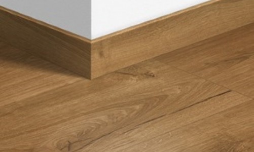 Quick-Step - Плинтус ламинированный Quick-Step Паркетный 77х14 мм Дуб натуральный 1848 Плинтус ламинированный Quick-Step Паркетный 77х14 мм Дуб натуральный 1848