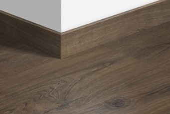 Плинтус ламинированный Quick-Step Паркетный 77х14 мм Дуб коричневый 1849