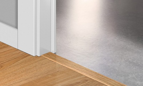 Quick-Step - Профиль Quick-Step Incizo для винила Классический натуральный дуб 40023 Профиль Quick-Step Incizo для винила Классический натуральный дуб 40023