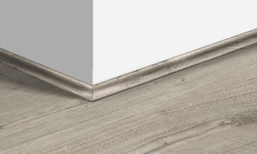 Quick-Step - Плинтус виниловый Quick-Step Vinyl Скоция 17х17 мм Дуб осенний теплый серый 40089 Плинтус виниловый Quick-Step Vinyl Скоция 17х17 мм Дуб осенний теплый серый 40089