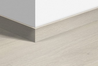 Плинтус виниловый Quick-Step Vinyl 58х12 мм Дуб морской светлый 40079