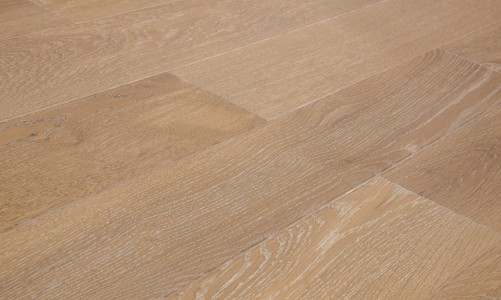 Amber Wood - Массивная доска Amber wood Дуб Vanilla Браш Лак 18 мм с фаской Массивная доска Amber wood Дуб Vanilla Браш Лак 18 мм с фаской
